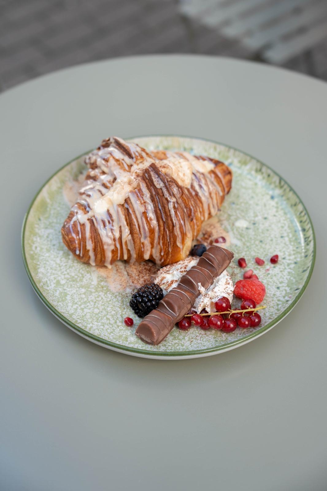 Dressage pâtisserie raffinée — événement privé Croix100 Bruxelles